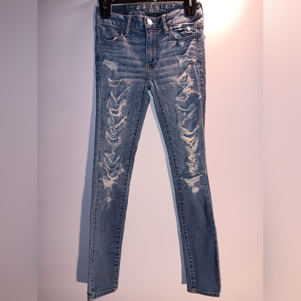American eagle ripped jeggings - Picture 1 of 3